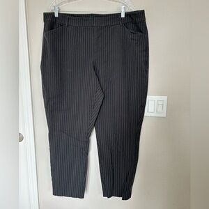 Women’s Old Navy Pixie Dark Grey Pinstripe Pants 20 Long